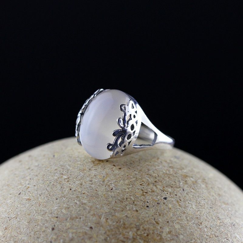 Moonstone-Look Oval Cabochon Filigree Ring