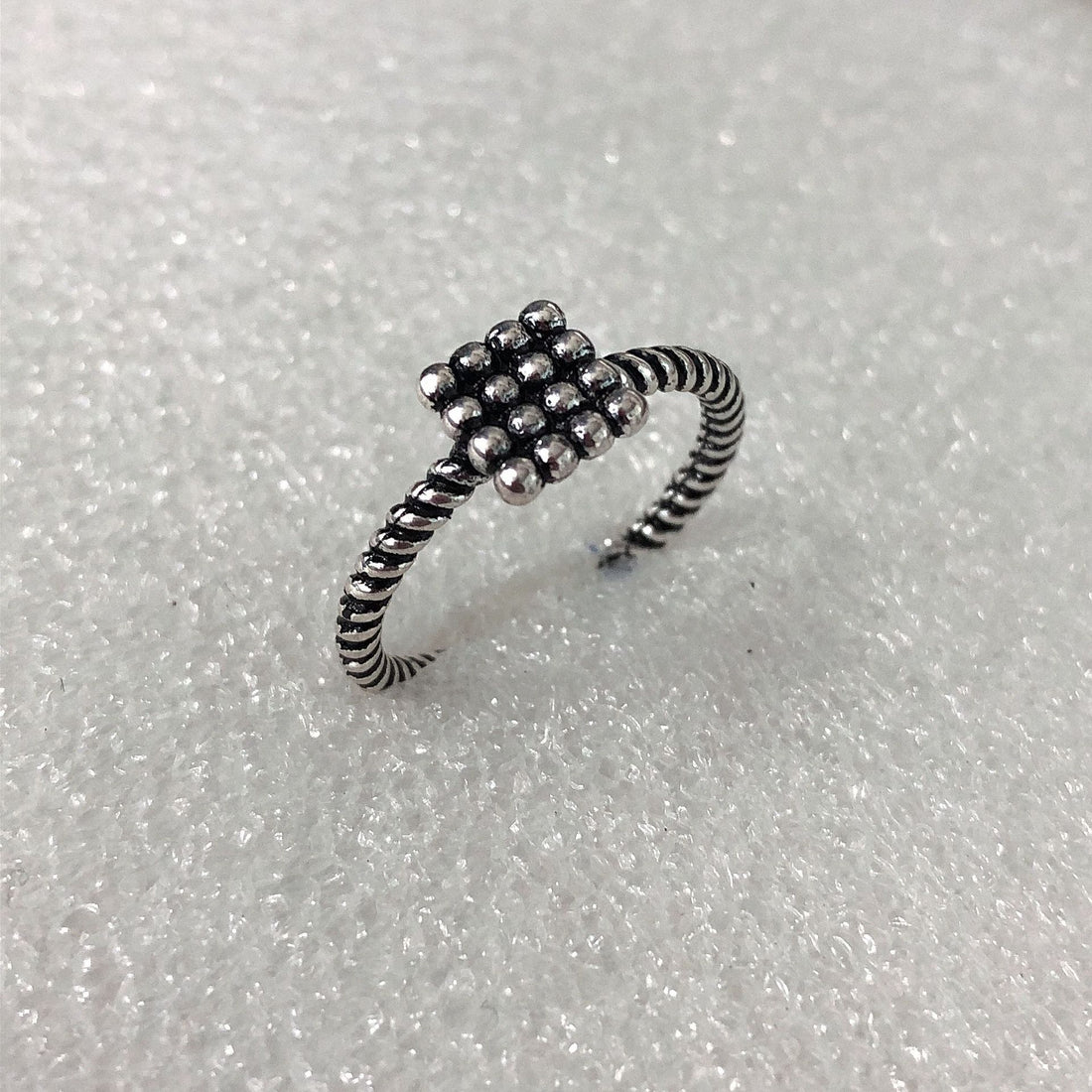 Oxidized Beaded Square Twisted Rope Ring