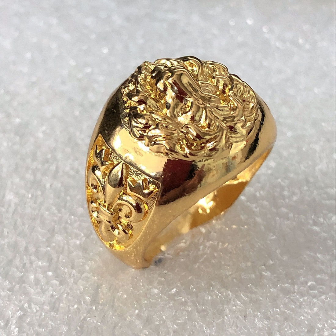 Gold Embossed Lion Head Chunky Ring