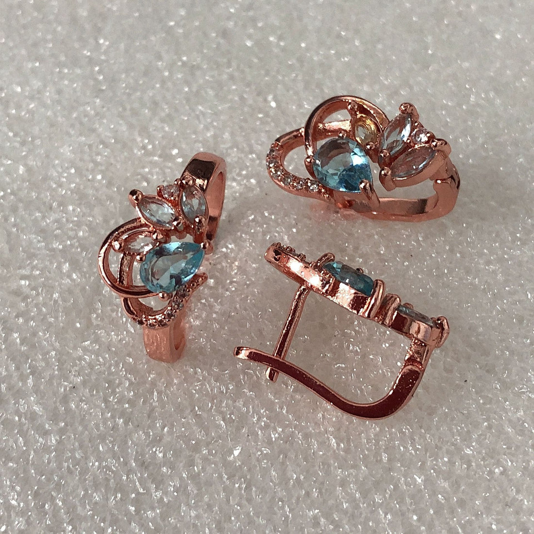 Aqua CZ Crown Motif Rose-Tone Jewelry Set