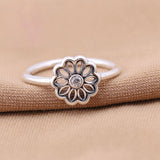 Openwork Daisy Flower Dainty Ring