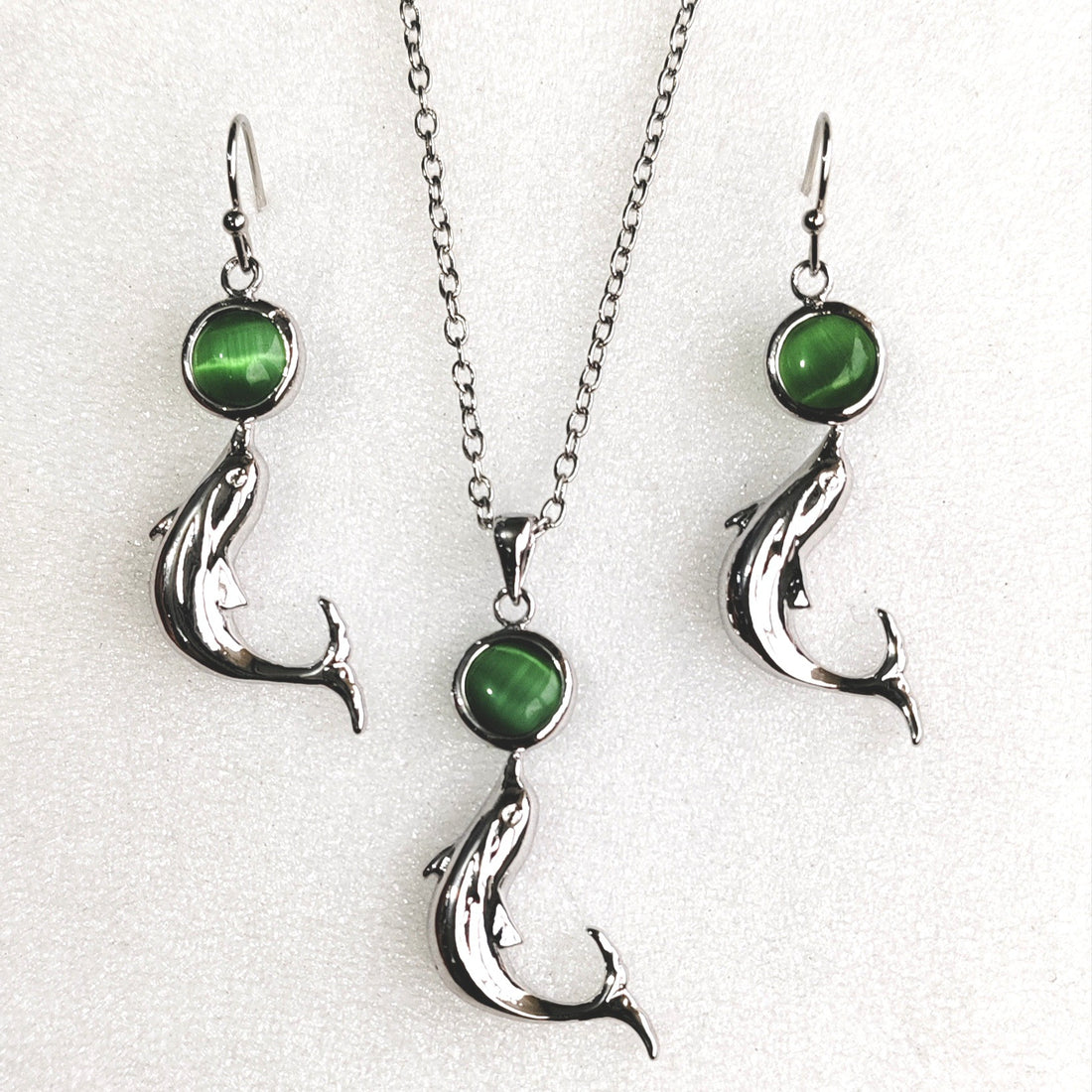 Dolphin Green Bead Necklace and Earrings Set