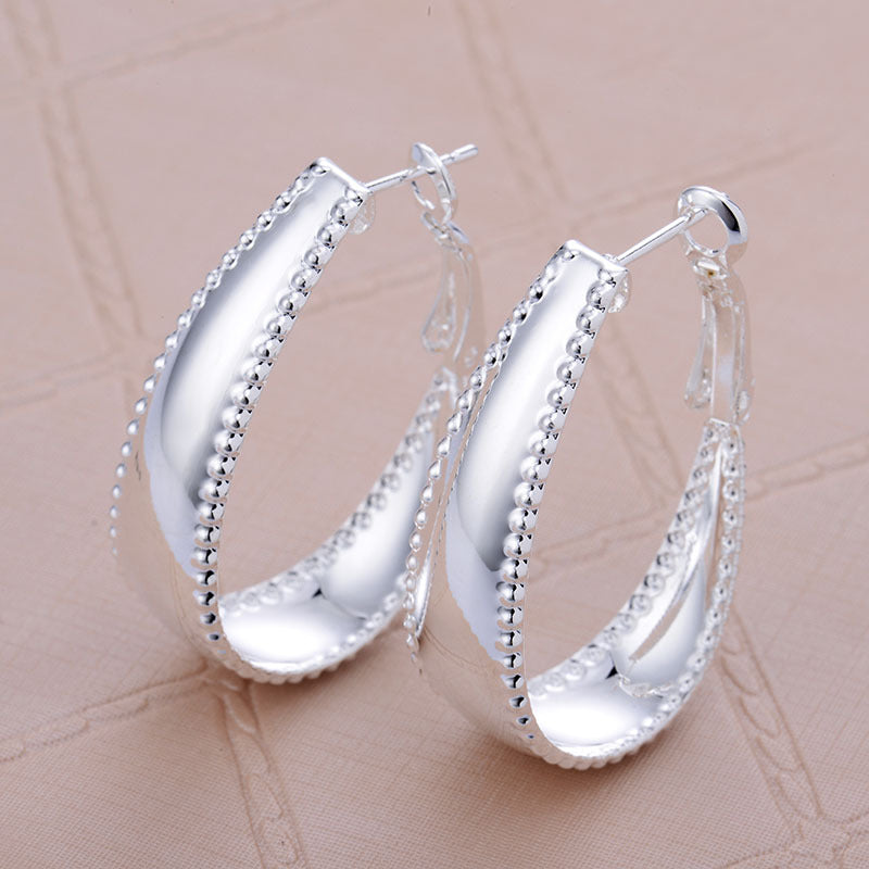 Beaded Edge Oval Hoop Earrings