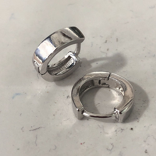 Polished Plain Huggie Hoop Earrings